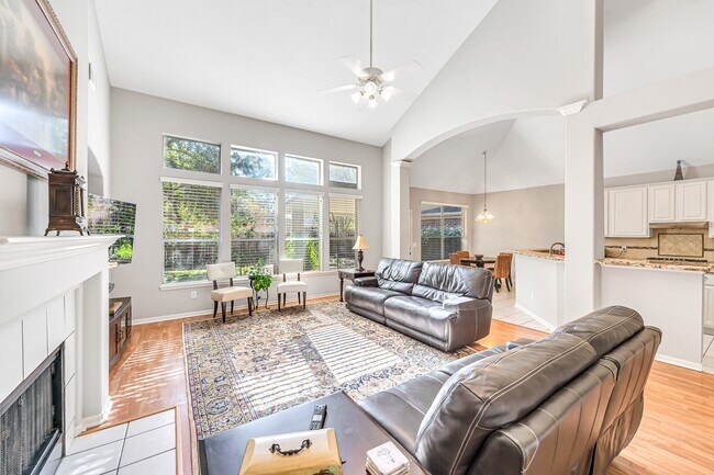 Foto del edificio - 23207 Willow Pond Pl