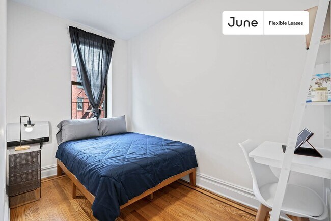 Foto del edificio - Great Private ROOM with Bathroom in Greenpoint