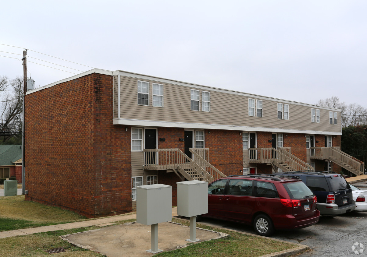 Primary Photo - 201 N Lewis St