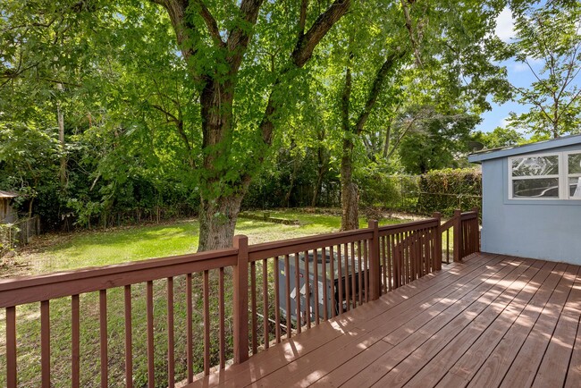 Foto del edificio - 5721 Monte Sano Rd