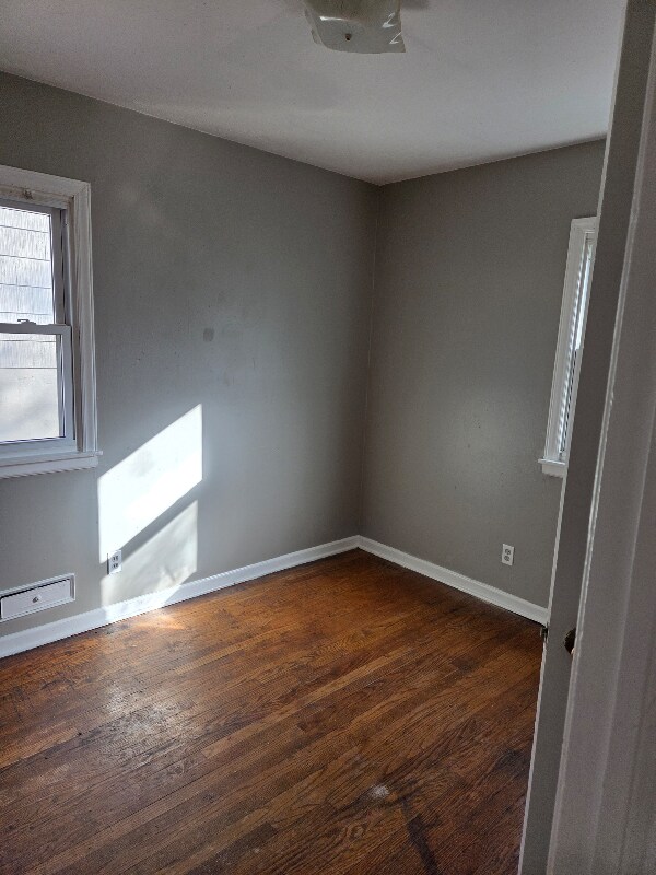 Building Photo - 5907 Jackson Ave