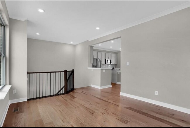 Building Photo - 8233 Bostic Dr