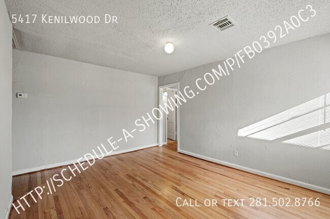 Building Photo - Recently Updated!