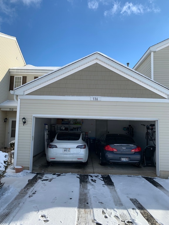 Building Photo - 716 Meadowridge Dr