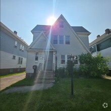 Building Photo - 3294 E 146th St
