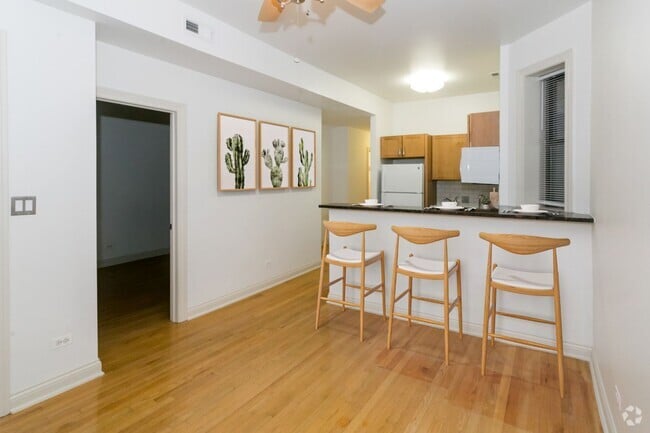 Opulent Apartments In Chicago photo