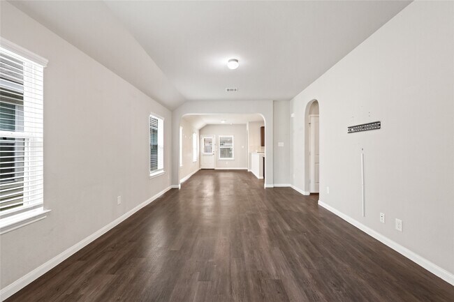 Foto del edificio - 17515 Greystanes Rd