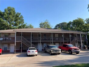Building Photo - 816 N 36th St