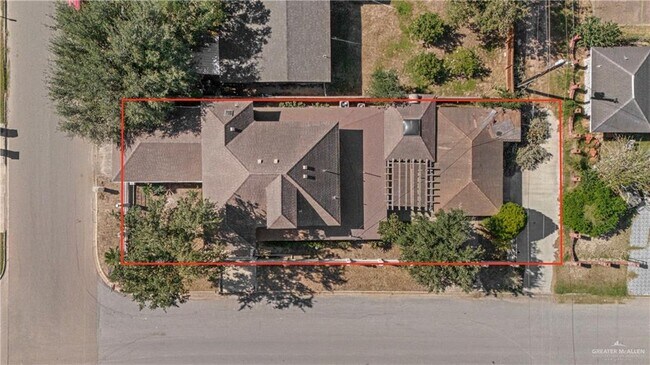 Foto del edificio - 16 Chaparral
