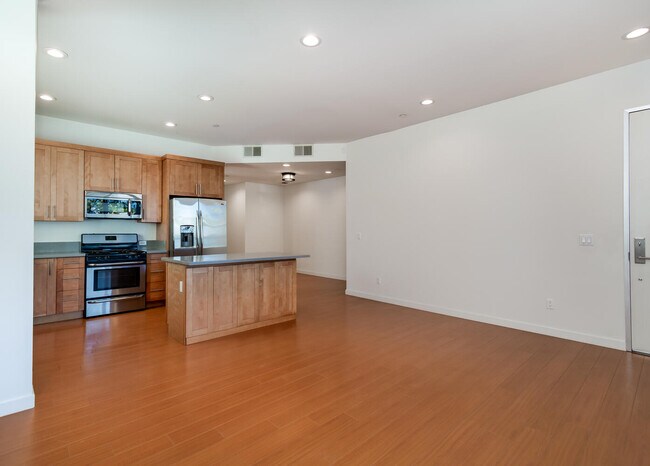 Living Rm/Kitchen - 14212 Riverside Dr