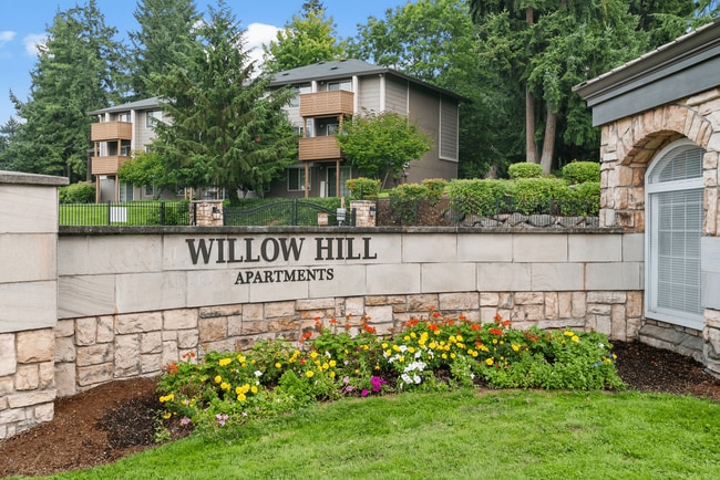 Building Photo - Willow Hill Apartments
