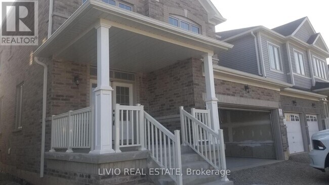 Photo du bâtiment - 448 Black Cherry Cres