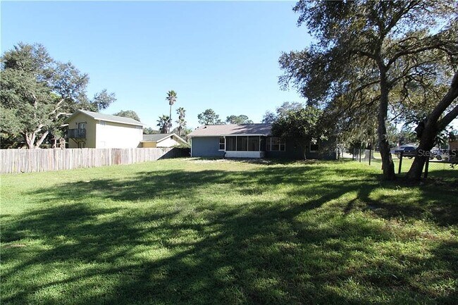 Building Photo - 3220 Whitehorse Ct