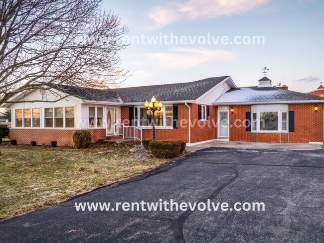 Building Photo - 10414 IN-28