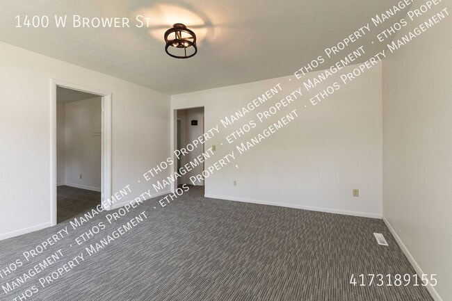 Foto del edificio - 1400 W Brower St