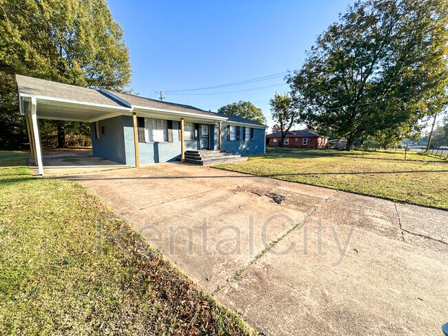 Building Photo - 276 E Shelby Dr