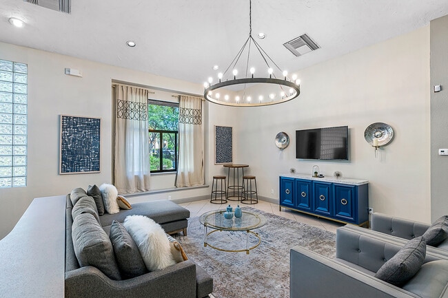 Winthrop-West-2 - Winthrop West