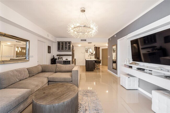 Building Photo - 488 NE 18th St