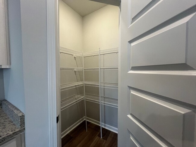 Building Photo - COLLINS WALK IN CONWAY