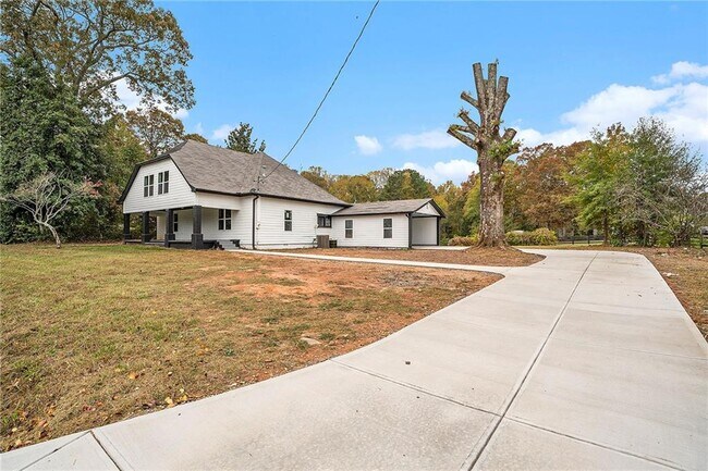 Building Photo - 6219 Heardsville Rd