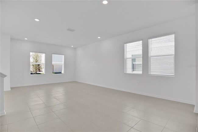 Building Photo - 714 Squire Ave