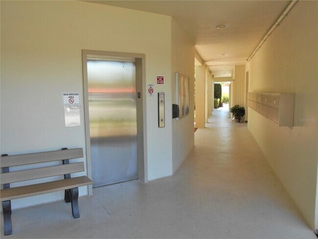 Building Photo - 2700 Bayshore Blvd