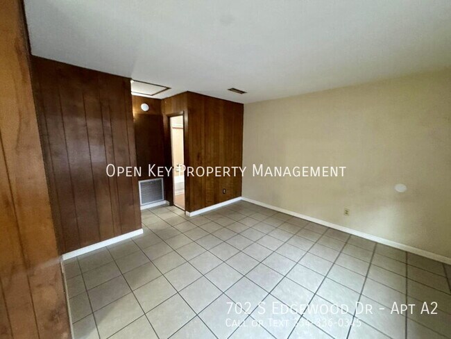 Foto del edificio - 702 S Edgewood Dr
