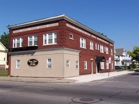 Primary Photo - 348-352 Genesee St