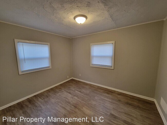 Building Photo - 2 br, 1 bath House - 3605 Ave D