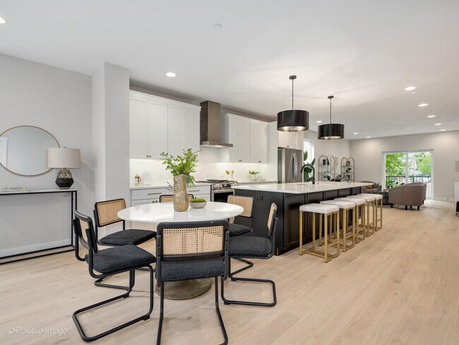 Foto del edificio - 1631 N Lawndale Ave