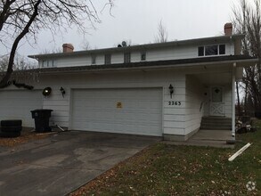 Building Photo - 2263 Springbrook Ct