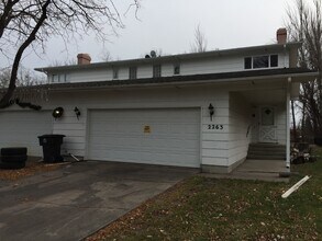 Building Photo - 2263 Springbrook Ct