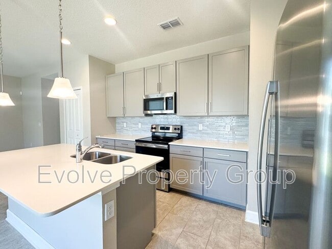 Building Photo - 1341 Captiva Cv