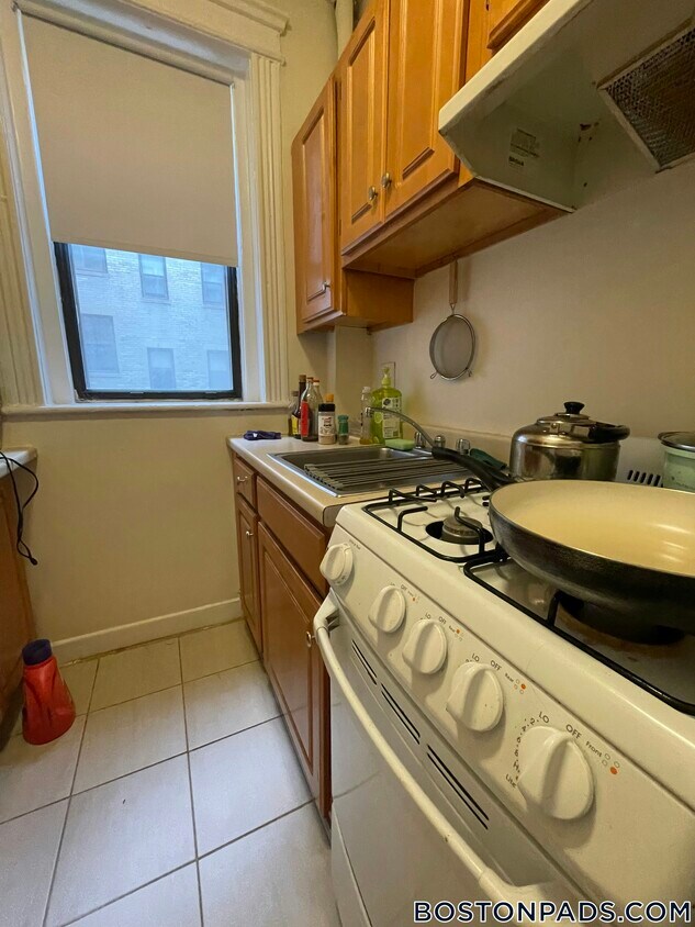 Foto principal - 1156 Commonwealth Ave