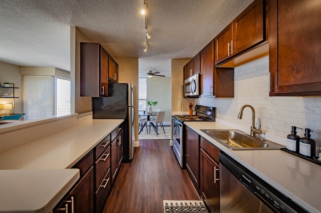 Foto del edificio - Riley Towers