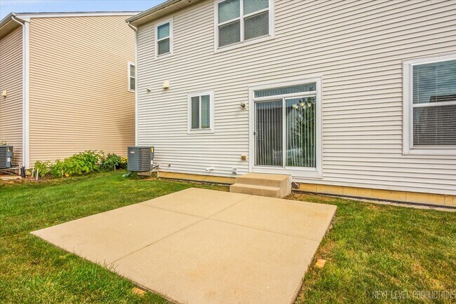 Foto del edificio - 5734 Oak Ridge Way