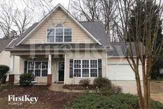 Building Photo - 15824 Robins Way