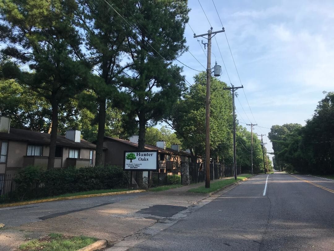 Hunter Oaks Apartments 680 Woodstone Cir Memphis, TN Apartments for
