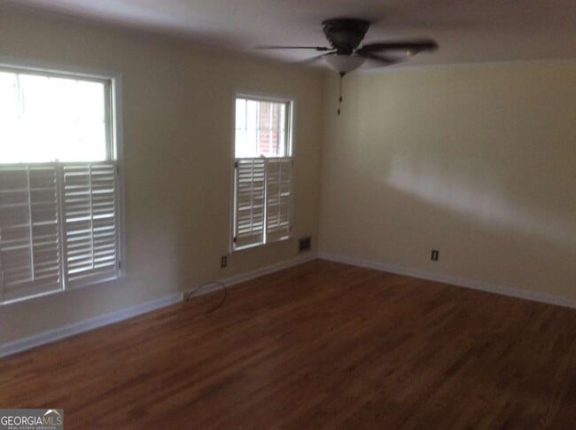 Building Photo - 290 Burke Cir