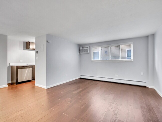 Foto del edificio - $1,625 - 1 Bed 1 Bath Condo Available Near...