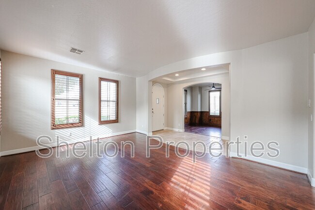 Foto del edificio - 3779 N Denny Way