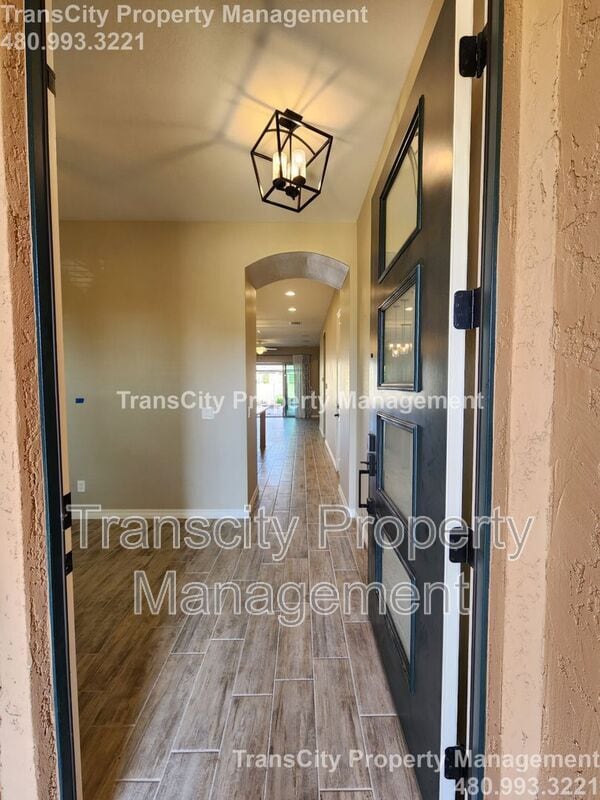 Building Photo - 3558 E Arabian Dr