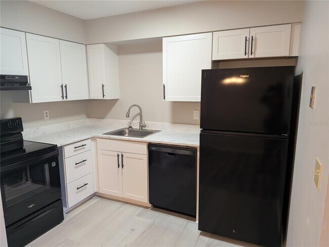 Foto del edificio - 1024 Howell Ave