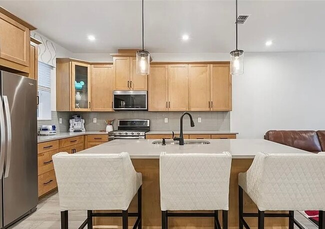 Photo - 2340 Woodside Way Apartment