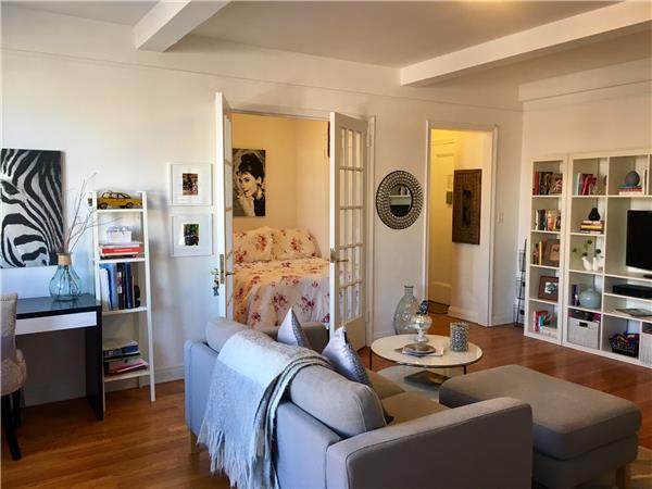 Primary Photo - 440 W 24th St