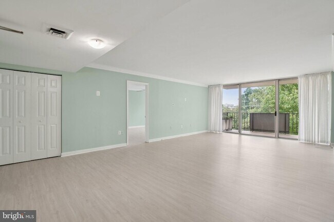 Foto del edificio - 1515 S Arlington Ridge Rd