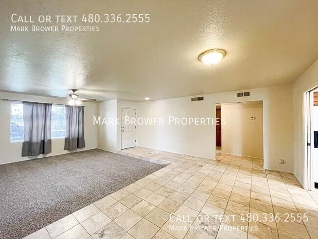 Building Photo - 2308 E Broadmor Dr