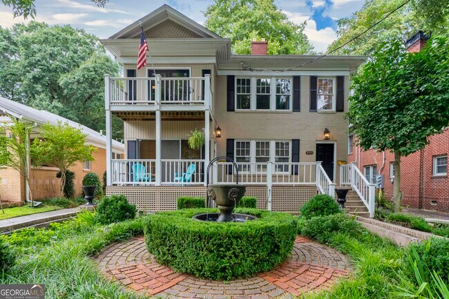 Building Photo - 850 Charles Allen Dr NE