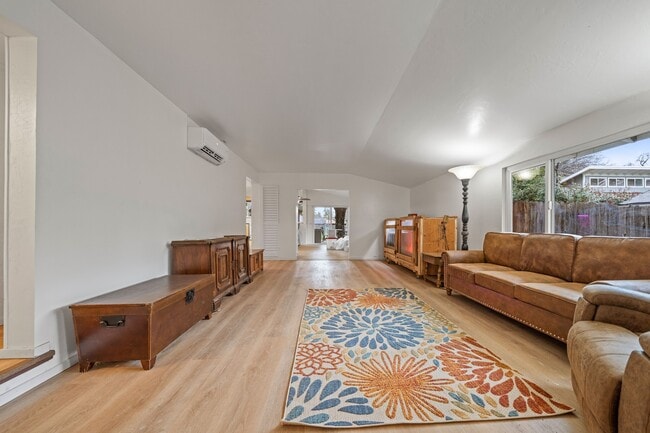 Living room - 19036 Genevieve Rd