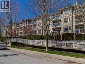 Building Photo - 2373 Atkins Ave